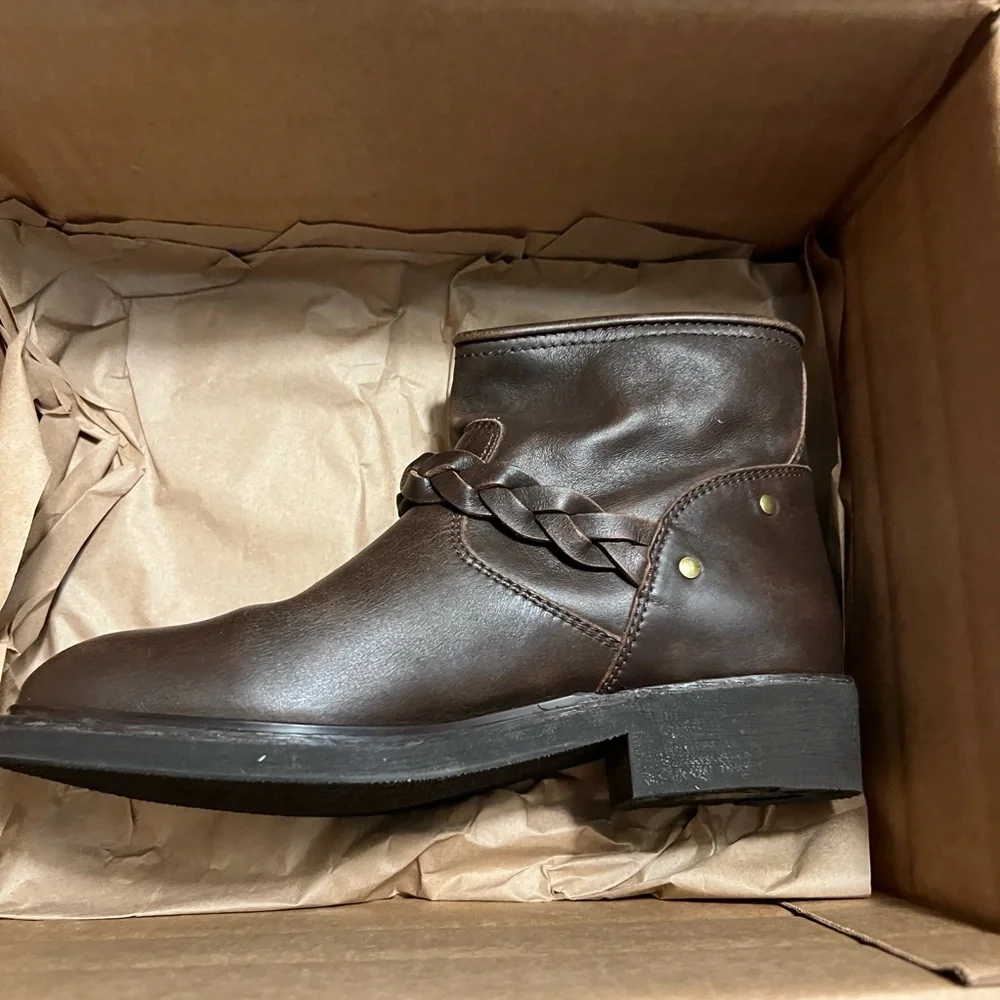 Golden Goose boots size 6 - Picture 3 of 11